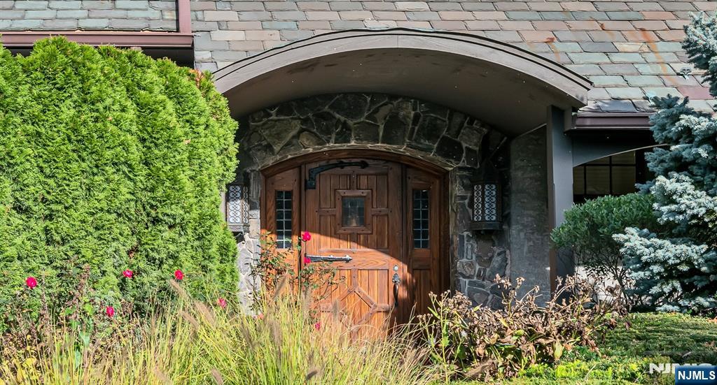 Homes for sale in Ridgewood, NJ | 140 Bellair Rd #D, Ridgewood, NJ 07450 | MLS# 25035767