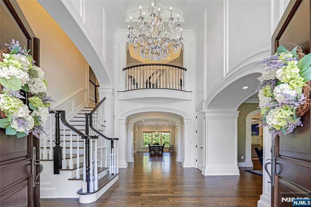 Homes for sale in Franklin Lakes, NJ | 847 Apache Rd, Franklin Lakes, NJ 07417 | MLS# 25035788