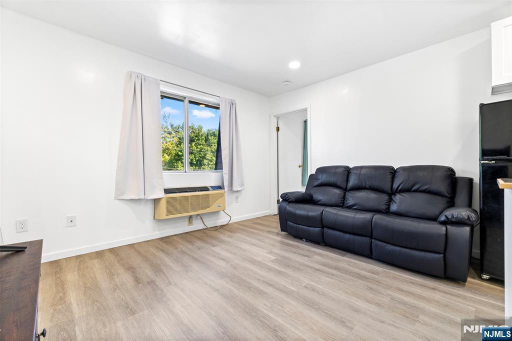 Homes for sale in Hackensack, NJ | 9 Vreeland Ave #3A, Hackensack, NJ 07601 | MLS# 25035791