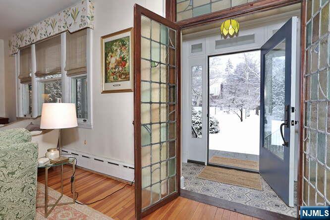 Homes for sale in Ridgewood, NJ | 44 Fairmount Rd, Ridgewood, NJ 07450 | MLS# 25035807