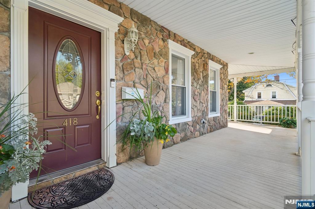 Homes for sale in Closter, NJ | 418 Closter Dock Rd, Closter, NJ 07624 | MLS# 25035821