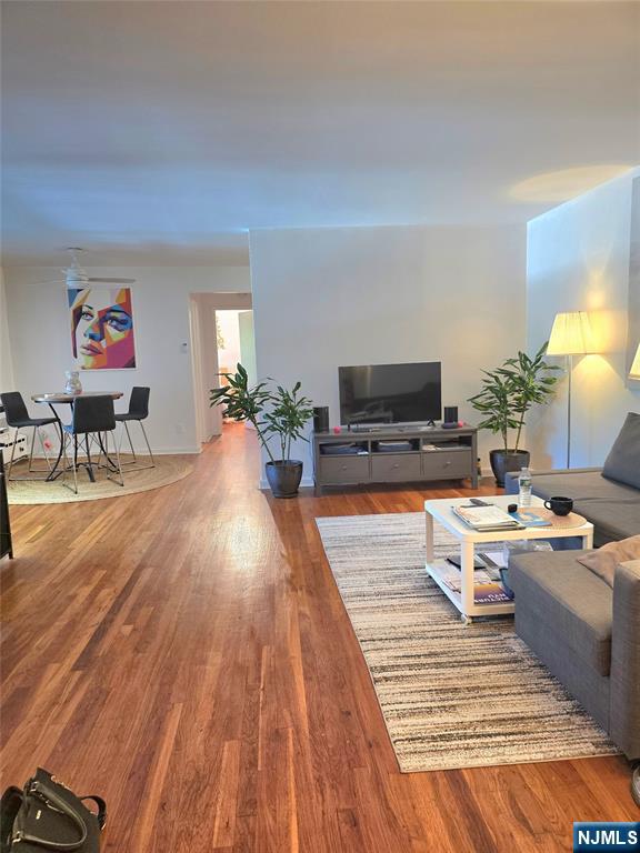 Homes for sale in Fort Lee, NJ | 1565 Center Ave #4E, Fort Lee, NJ 07024 | MLS# 25035901