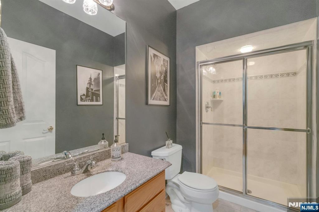 Homes for sale in Oakland, NJ | 7 Valley Forge Rd, Oakland, NJ 07436 | MLS# 25035919