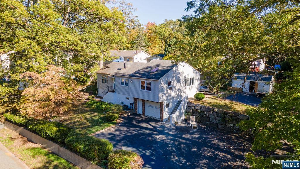 Homes for sale in West Milford, NJ | 54 Reidy Pl, West Milford, NJ 07421 | MLS# 25035949