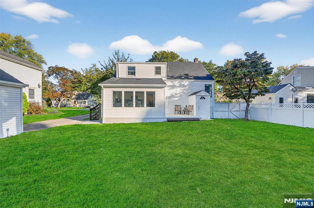 Homes for sale in Westwood, NJ | 120 Carl Pl, Westwood, NJ 07675 | MLS# 25035969