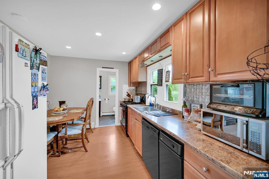 3 Riverside Road, West Milford, NJ 07421 Listing Photo  13