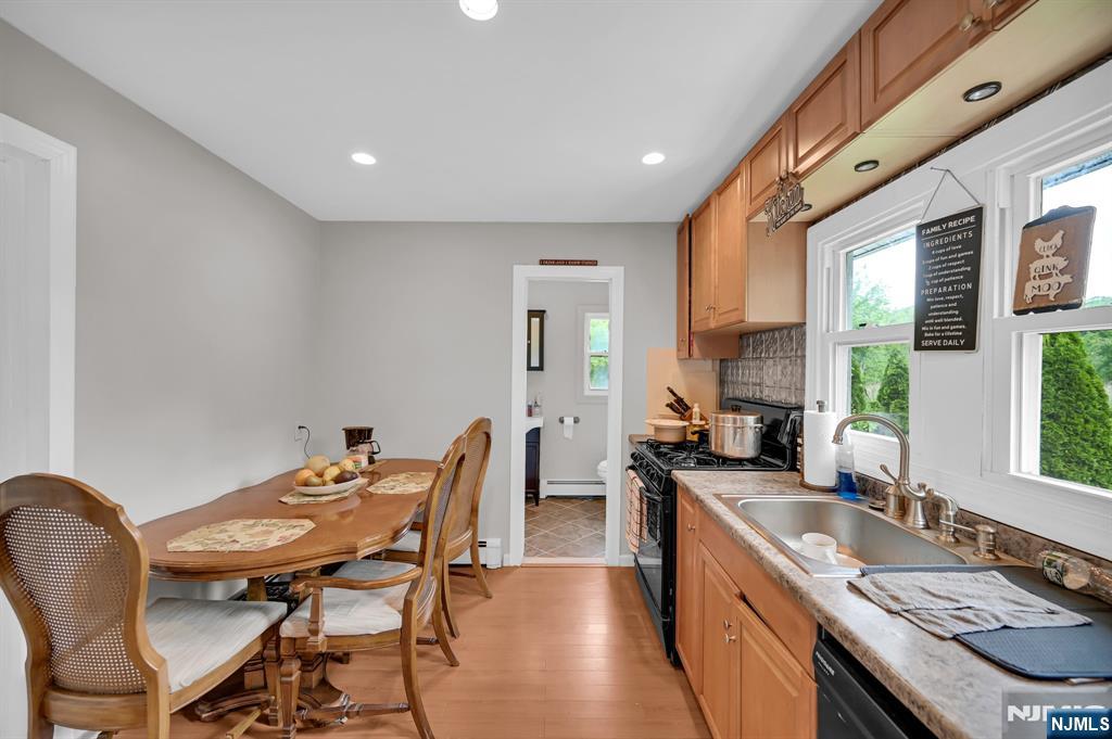 3 Riverside Road, West Milford, NJ 07421 Listing Photo  14