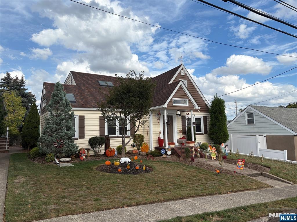 Homes for sale in Totowa, NJ | 12 Tracy Ave, Totowa, NJ 07512 | MLS# 25035997