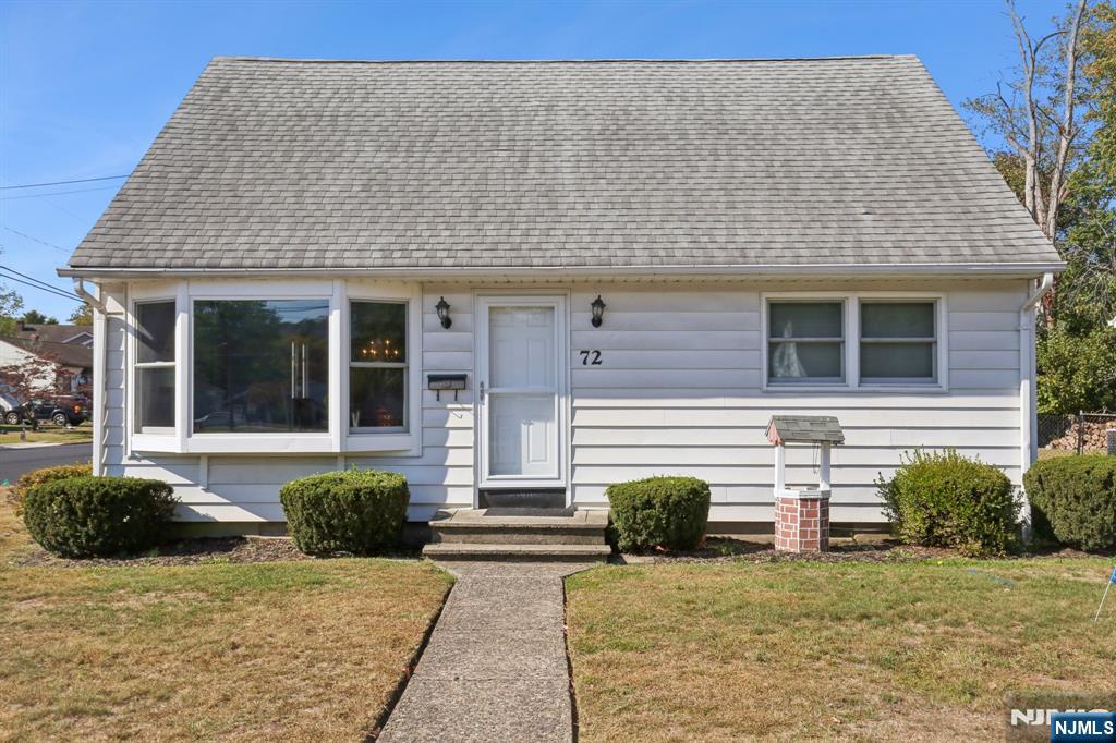 Homes for sale in Pompton Lakes, NJ | 72 Central Ave, Pompton Lakes, NJ 07442 | MLS# 25036020