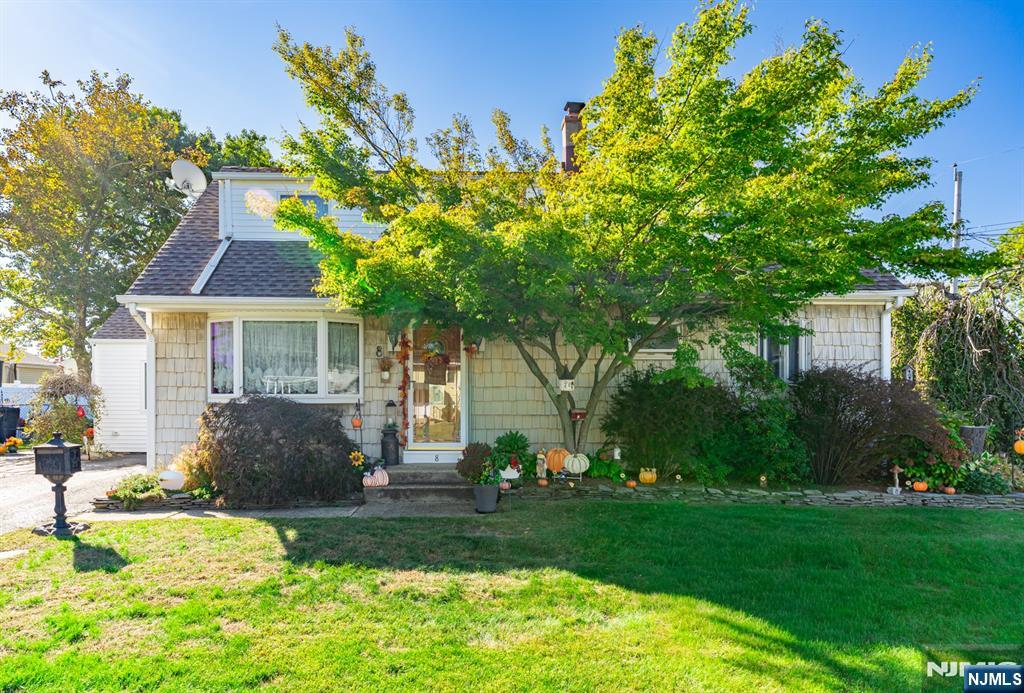 Homes for sale in Hazlet, NJ | 8 Lynn Blvd, Hazlet, NJ 07730 | MLS# 25036105