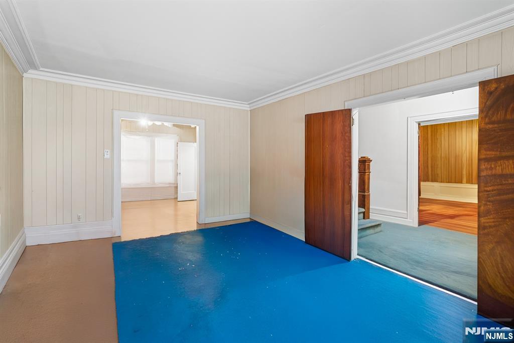 Homes for sale in Newark, NJ | 124 Vassar Ave, Newark, NJ 07112 | MLS# 25036187