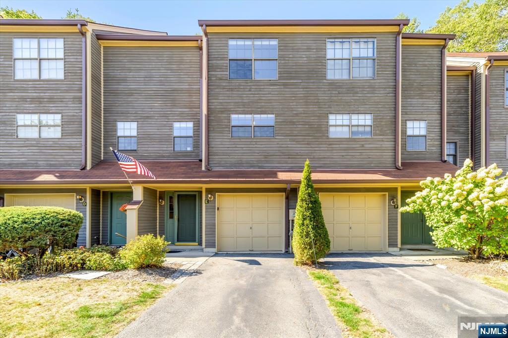 Homes for sale in West Milford, NJ | 52e Beacon Hill Rd #52E, West Milford, NJ 07480 | MLS# 25036248