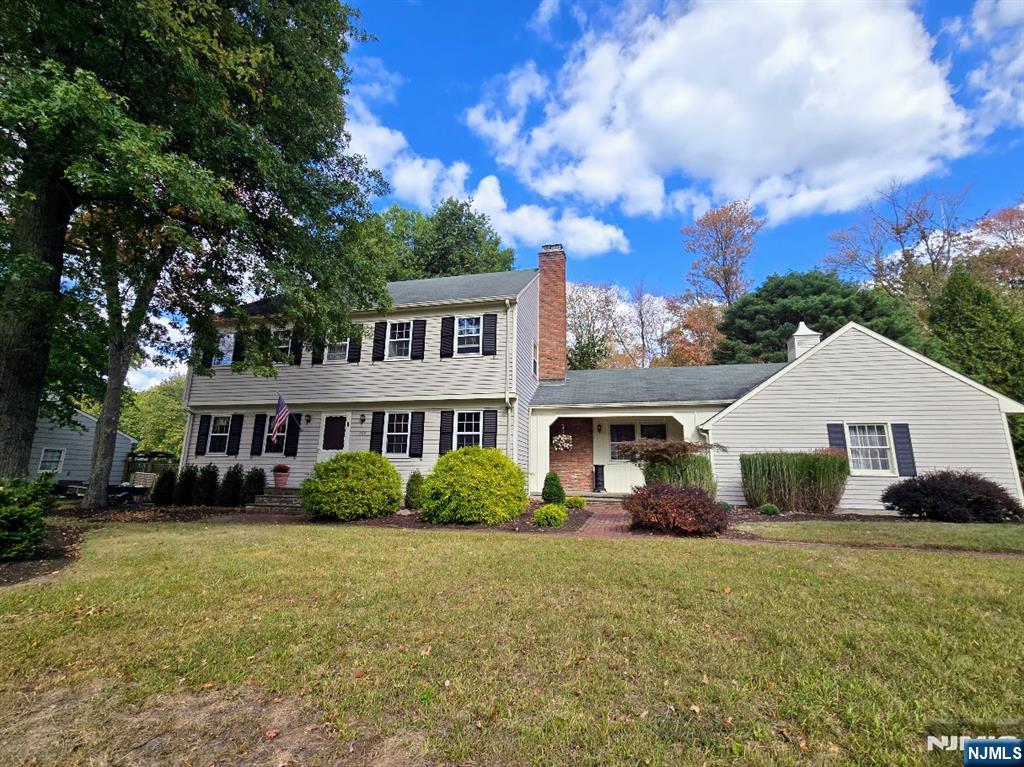 $999,999 Colonial