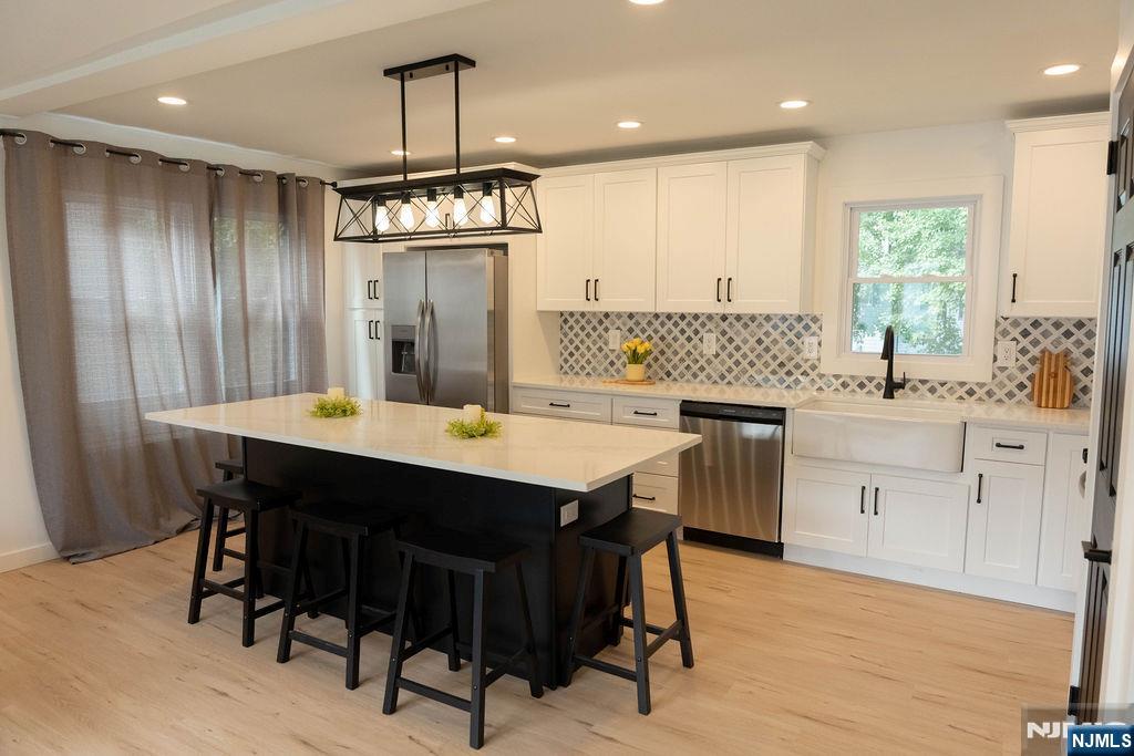 Homes for sale in Little Ferry, NJ | 78 Poplar Ave, Little Ferry, NJ 07643 | MLS# 25036296