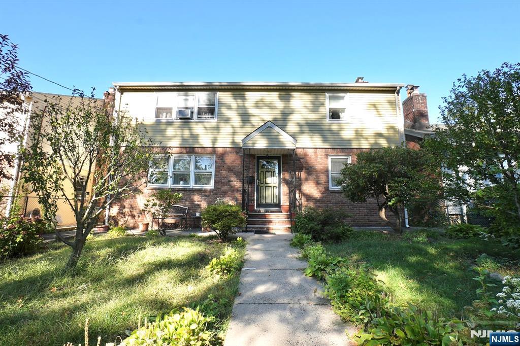 Homes for sale in Newark, NJ | 335 Montclair Ave, Newark, NJ 07104 | MLS# 25036309