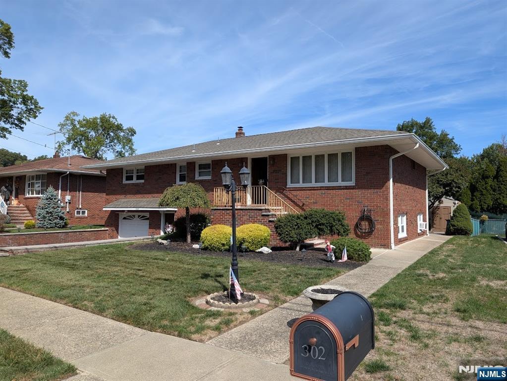 Homes for sale in Totowa, NJ | 302 Lincoln Ave, Totowa, NJ 07512 | MLS# 25036317