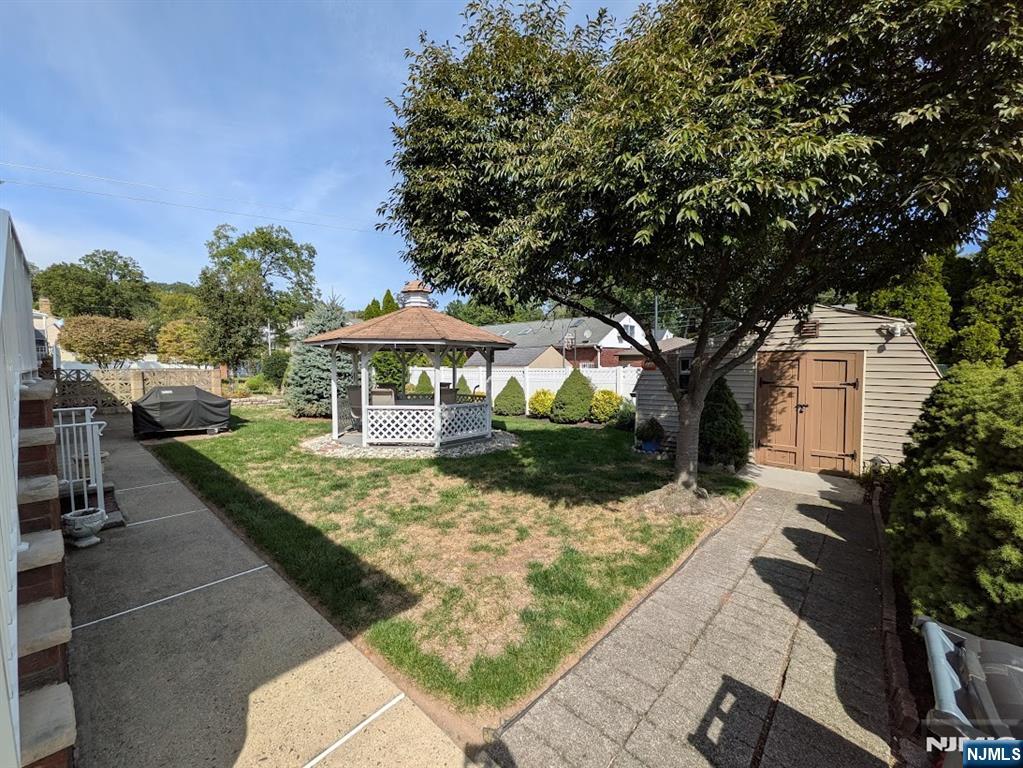 Homes for sale in Totowa, NJ | 302 Lincoln Ave, Totowa, NJ 07512 | MLS# 25036317