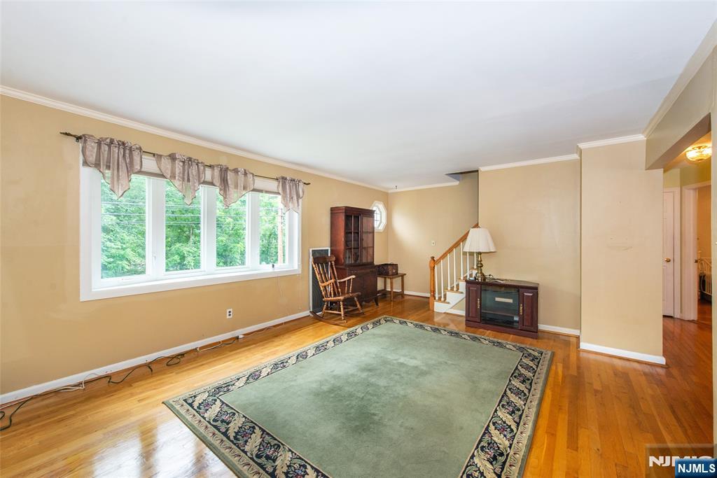 Homes for sale in Wayne, NJ | 158 Woodhaven Dr, Wayne, NJ 07470 | MLS# 25036319