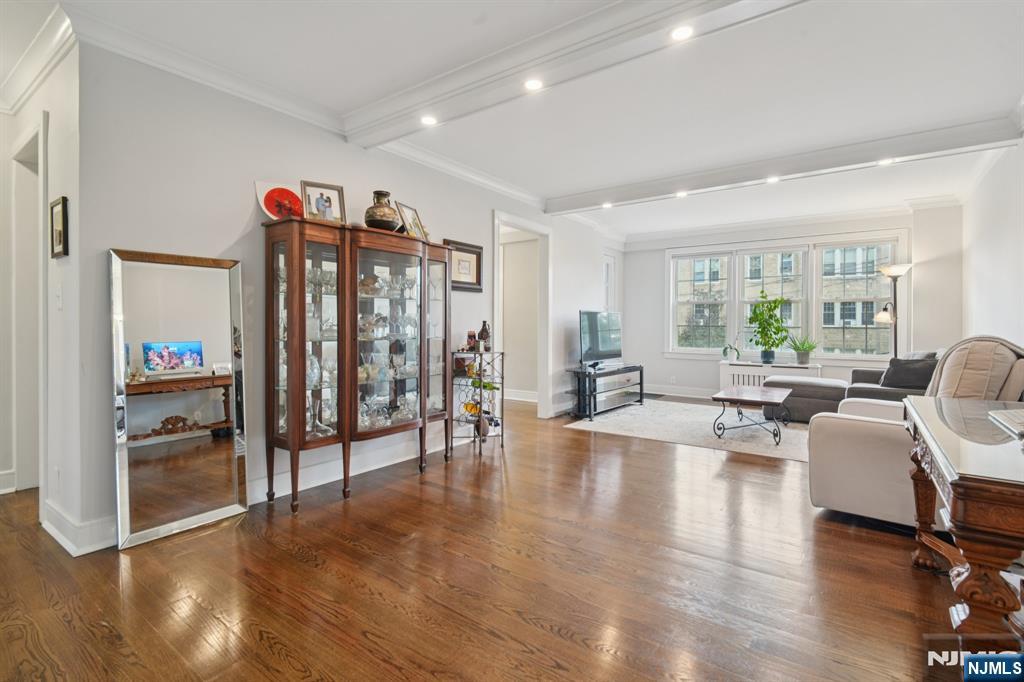 $569,000 Condo