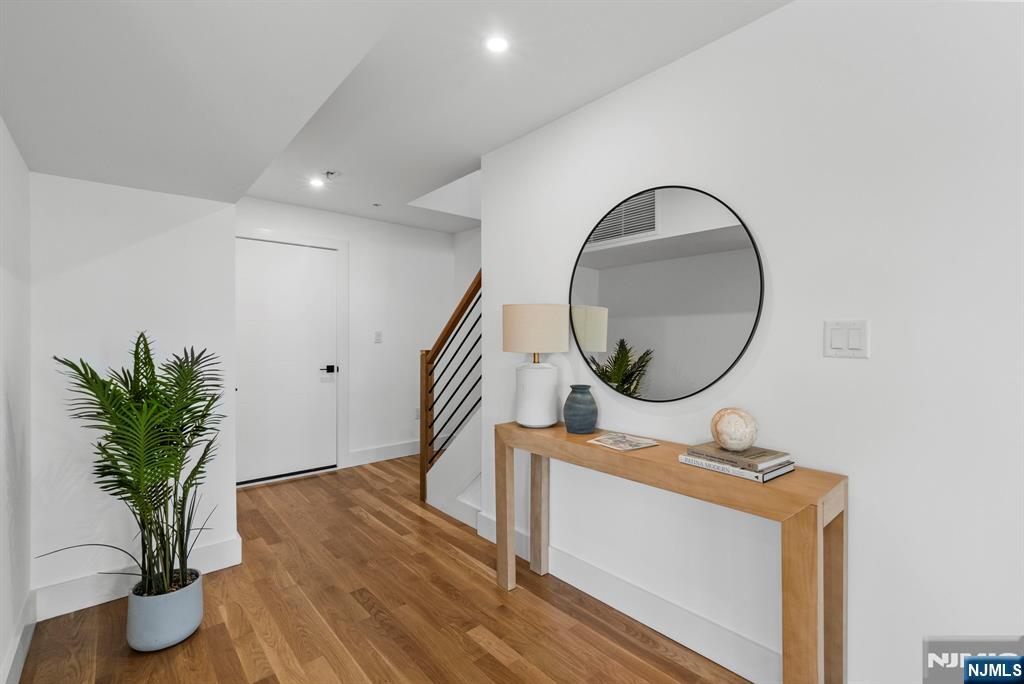 Homes for sale in Fort Lee, NJ | 2160 Jones Rd, Fort Lee, NJ 07024 | MLS# 25036434