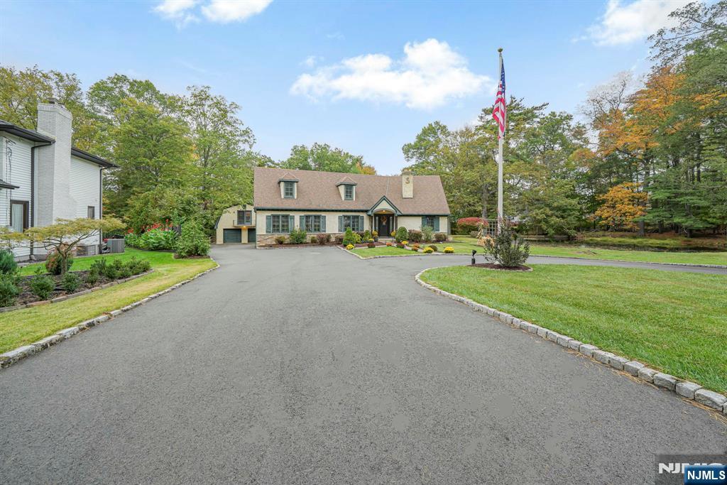 $1,450,000 Colonial