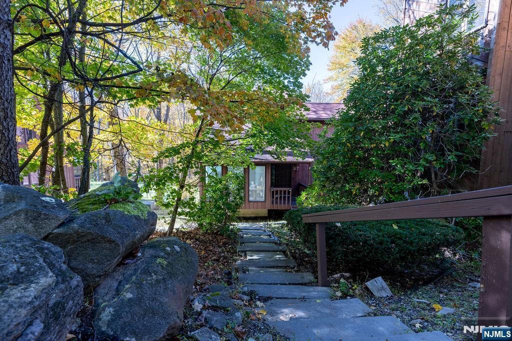 Homes for sale in Vernon, NJ | 13 Village Wy #7, Vernon, NJ 07462 | MLS# 25036489