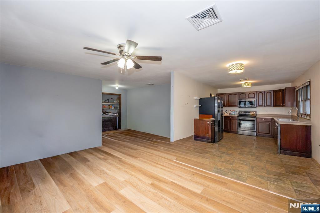 Homes for sale in Hackettstown, NJ | 29 Main St, Hackettstown, NJ 07840 | MLS# 25036511