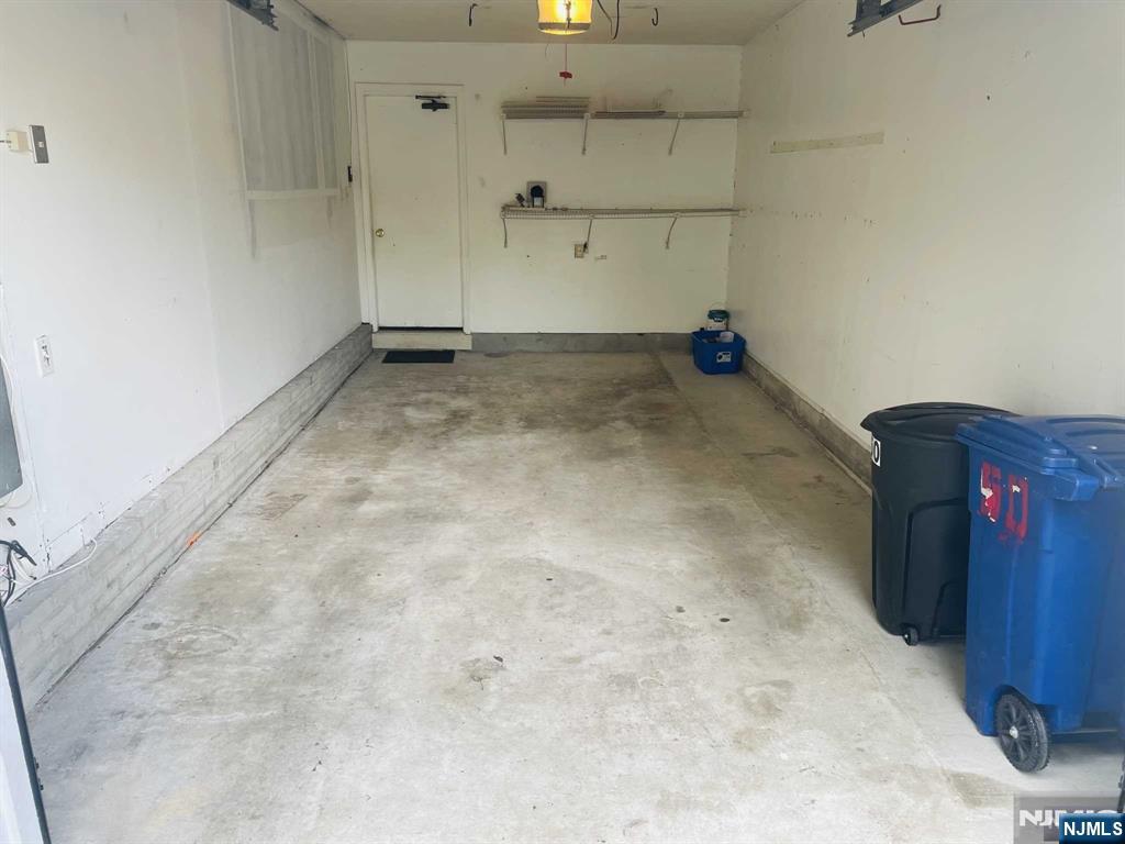 Homes for sale in Fair Lawn, NJ | 50 Beverly Ct, Fair Lawn, NJ 07410 | MLS# 25036513