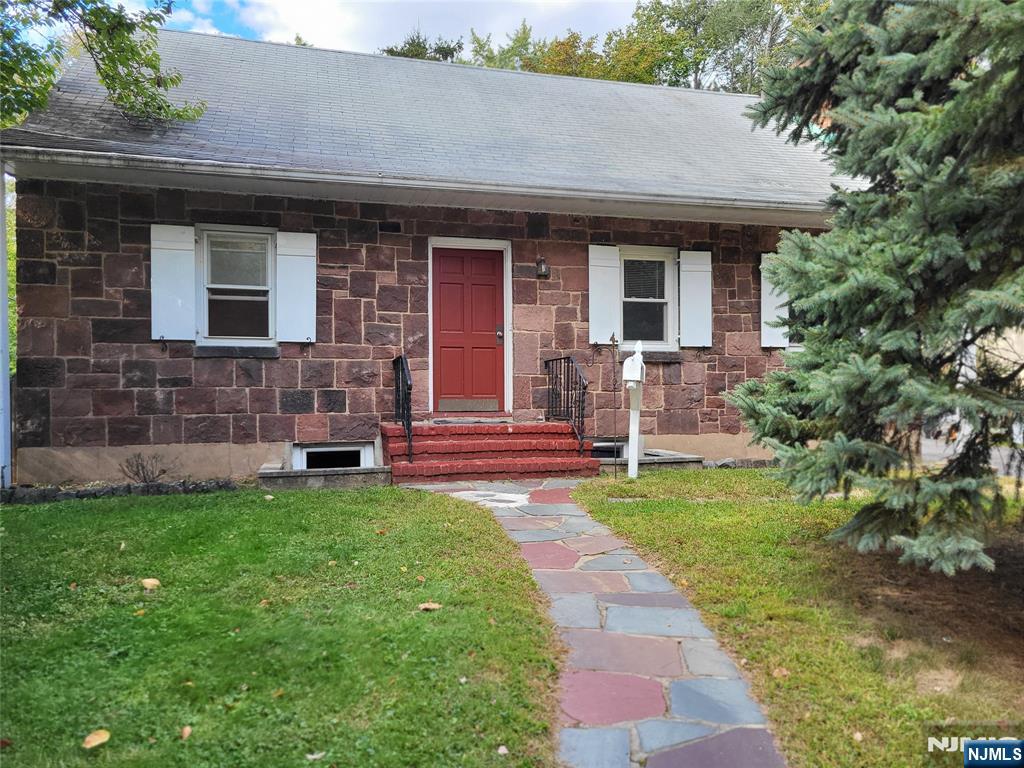 CLOSTER Properties