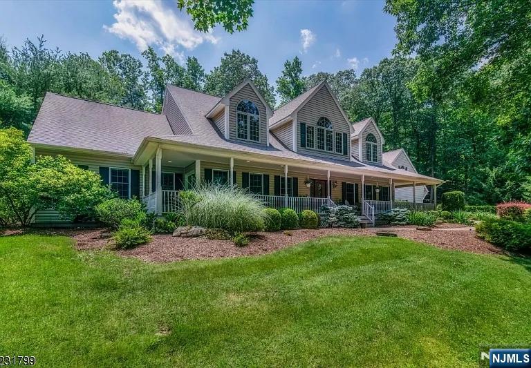 Homes for sale in Andover Twsp, NJ | 190 Andover Mohawk Rd, Andover Twsp, NJ 07821 | MLS# 25036551