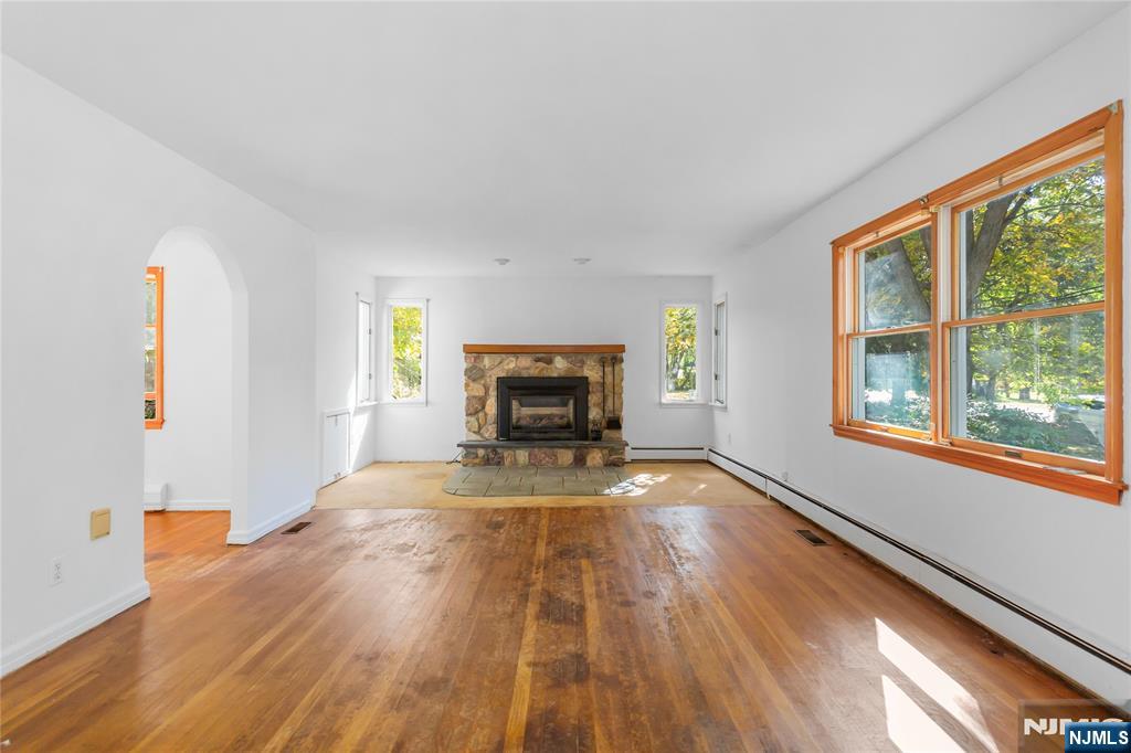 Homes for sale in West Milford, NJ | 870 Macopin Rd, West Milford, NJ 07480 | MLS# 25036566