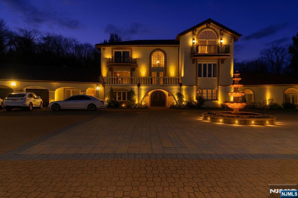 Homes for sale in Franklin Lakes, NJ | 912 Cherokee Ln, Franklin Lakes, NJ 07417 | MLS# 25036569