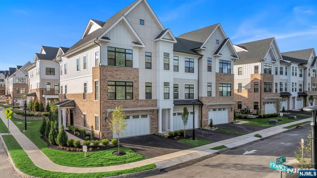 ENGLEWOOD CLIFFS Properties