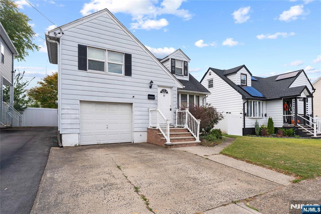 Homes for sale in Woodland Park, NJ | 87 Pompton Ave, Woodland Park, NJ 07424 | MLS# 25036613