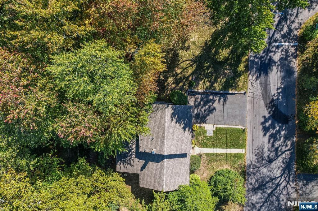 Homes for sale in Demarest, NJ | 72 Glenwood Ave, Demarest, NJ 07627 | MLS# 25036645