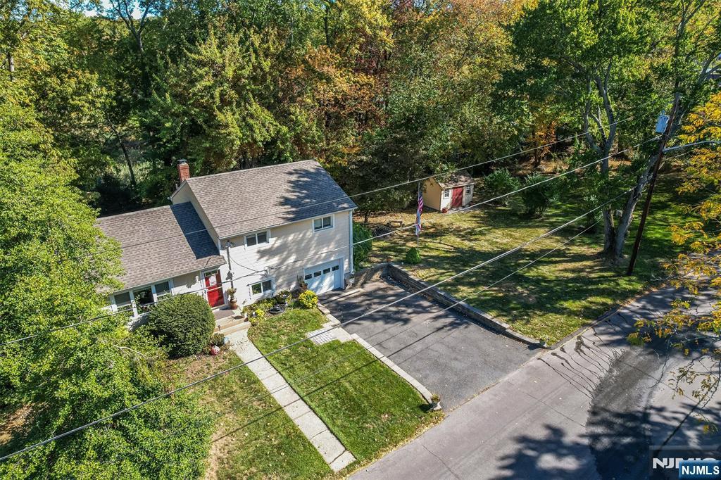 Homes for sale in Demarest, NJ | 72 Glenwood Ave, Demarest, NJ 07627 | MLS# 25036645