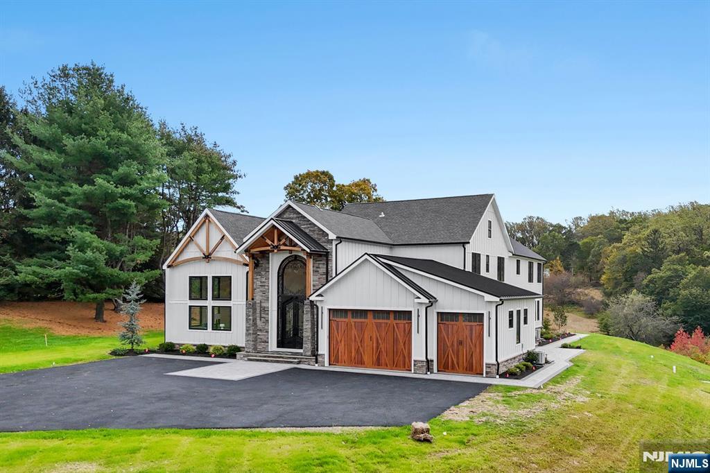 Homes for sale in Mendham Borough, NJ | 465 Cherry Ln, Mendham Borough, NJ 07945 | MLS# 25036770