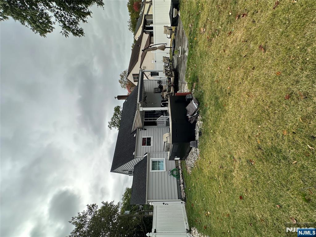 Homes for sale in Hackensack, NJ | 246 Ross, Hackensack, NJ 07601 | MLS# 25036785