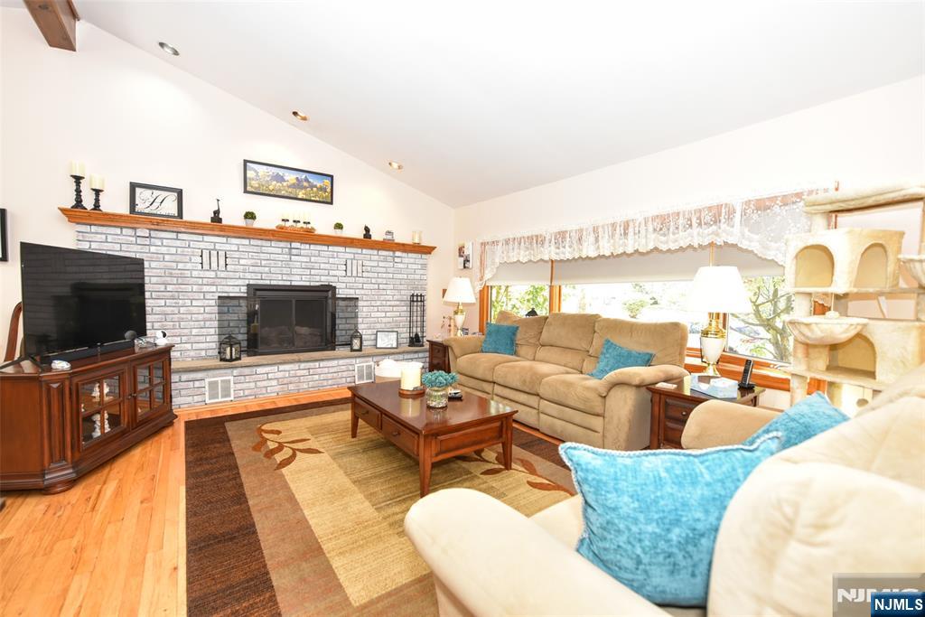 Homes for sale in West Milford, NJ | 24 Lozier Ct, West Milford, NJ 07480 | MLS# 25036810