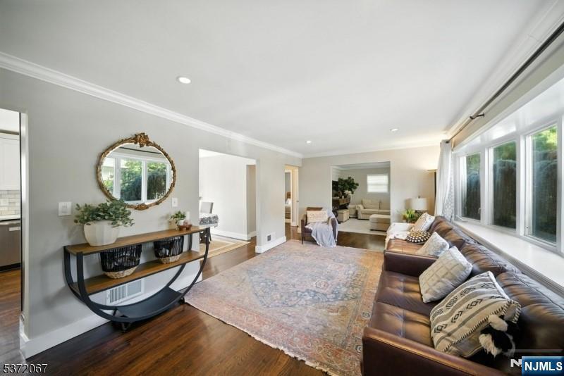 Homes for sale in Bloomfield, NJ | 36 Alyson Pl, Bloomfield, NJ 07003 | MLS# 25036818