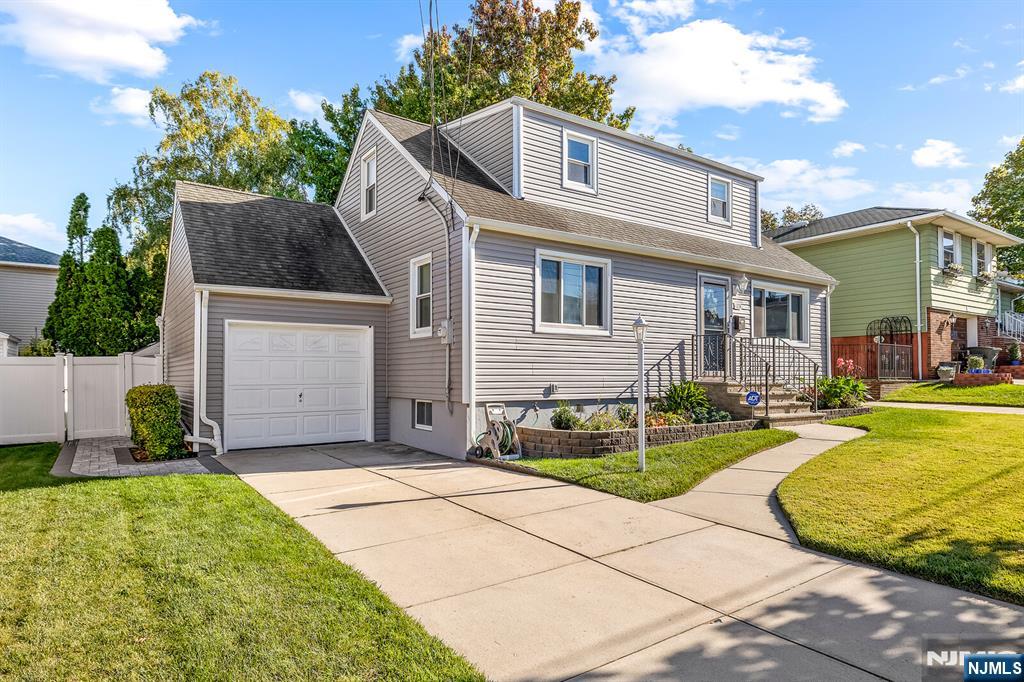 Homes for sale in Secaucus, NJ | 4 Marianne Ter, Secaucus, NJ 07094 | MLS# 25036860