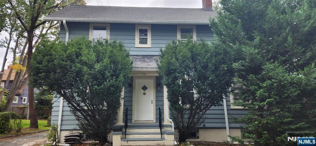 $560,000 Colonial