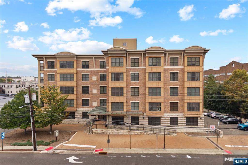 Homes for sale in Hackensack, NJ | 54 Polifly Rd #309, Hackensack, NJ 07601 | MLS# 25036913