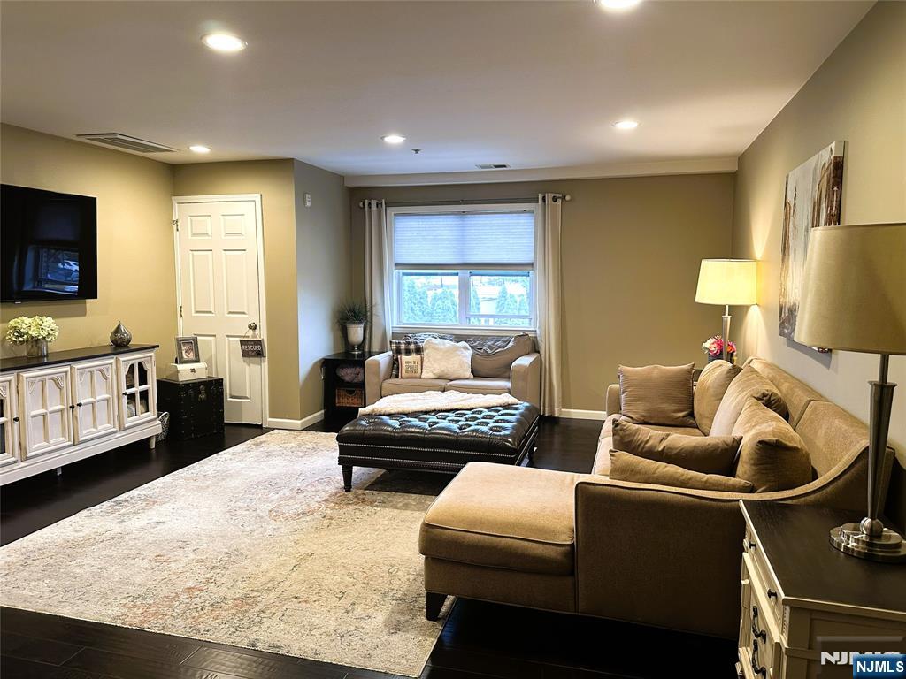 Homes for sale in Hackensack, NJ | 39 Union St #105, Hackensack, NJ 07601 | MLS# 25036922