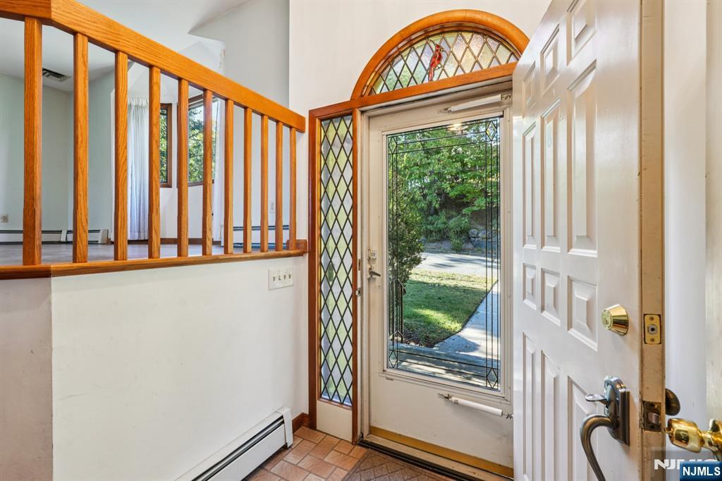 Homes for sale in Totowa, NJ | 8 Cambridge Rd, Totowa, NJ 07512 | MLS# 25036928