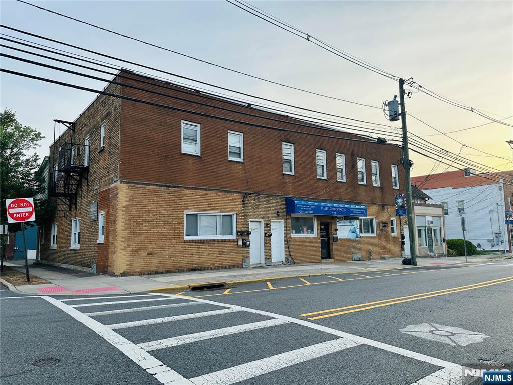 LYNDHURST Properties