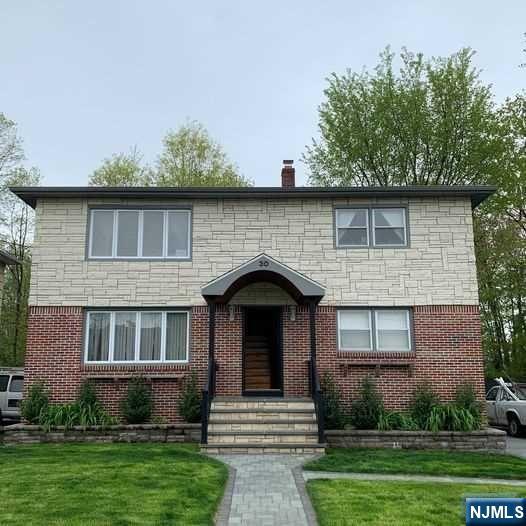 ELMWOOD PARK Properties