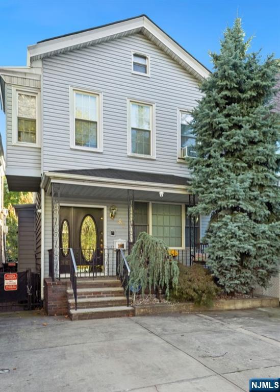 $1,750,000 Colonial