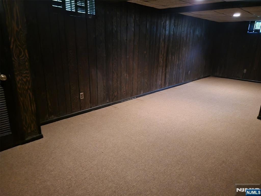 Homes for sale in Paramus, NJ | 780 Hilton Pl, Paramus, NJ 07652 | MLS# 25037079