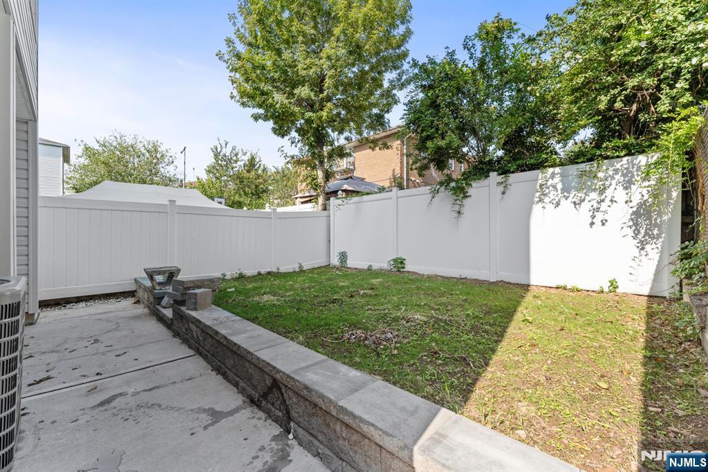 Homes for sale in Elizabeth, NJ | 225 Delaware St, Elizabeth, NJ 07206 | MLS# 25037114